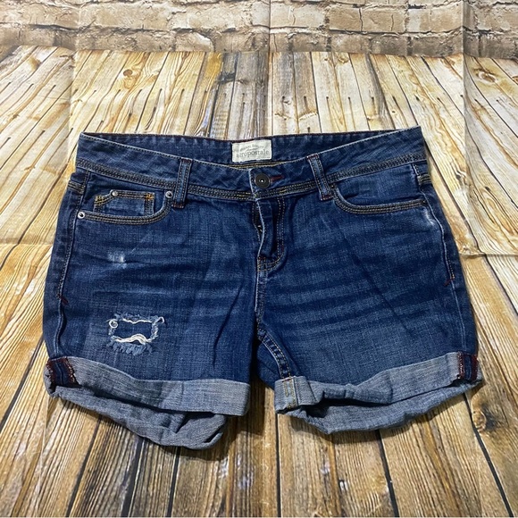 Aeropostale Dark Wash Distressed Cuffed Jean Denim Shorts - Picture 1 of 5